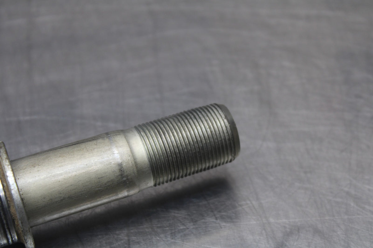 24-25 KAWASAKI NINJA ZX6R FRONT WHEEL RIM AXLE PIVOT BOLT BB785