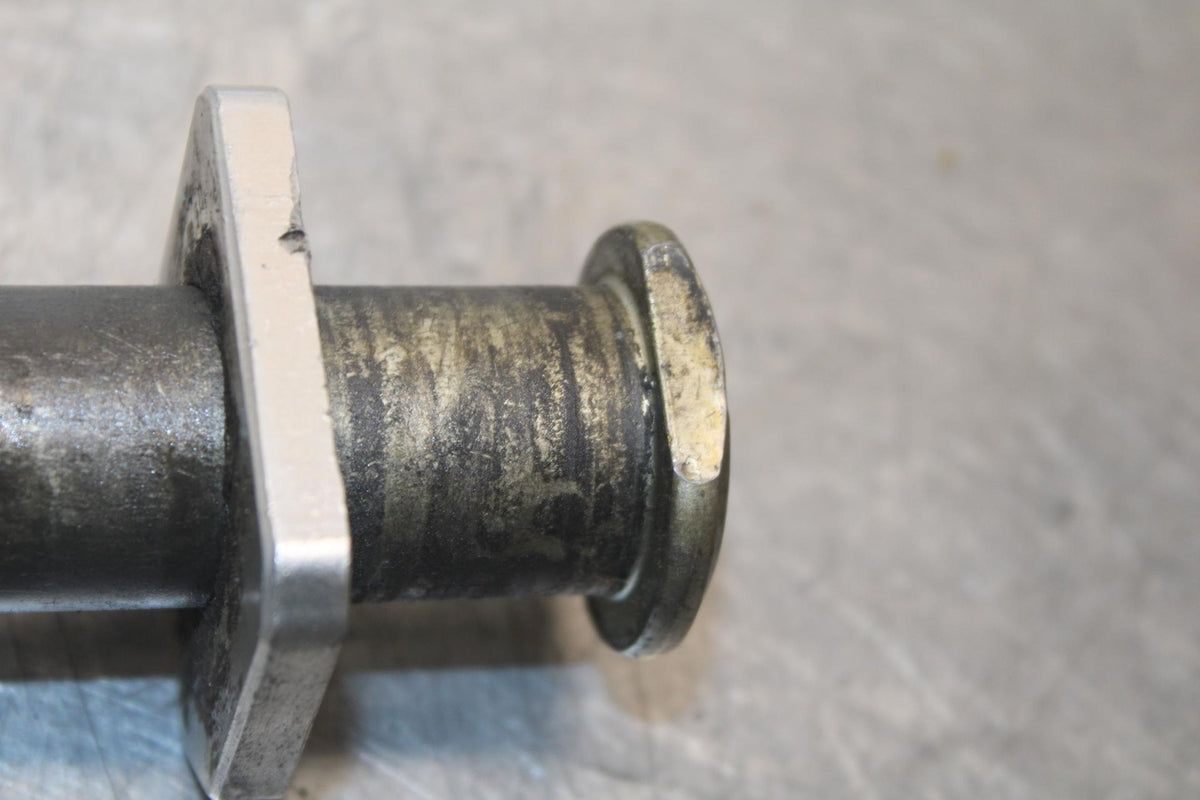 05 YAMAHA YZF R6S REAR AXLE BACK WHEEL RIM PIVOT BOLT AXEL BB50