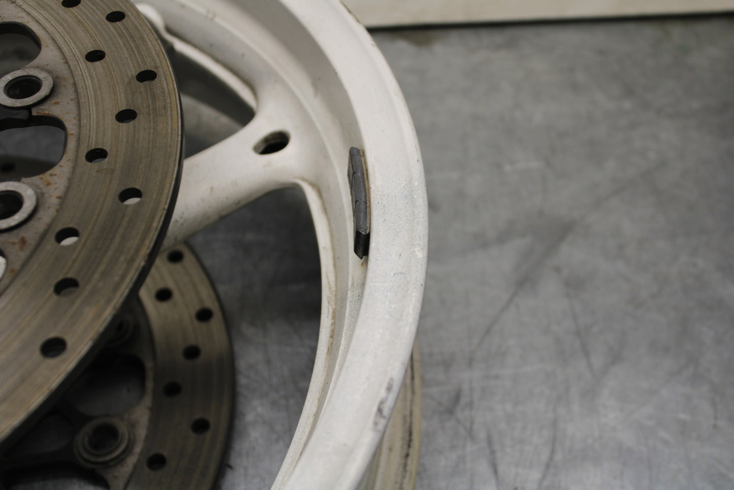 08-10 SUZUKI GSXR 600 FRONT WHEEL FRONT RIM BB753