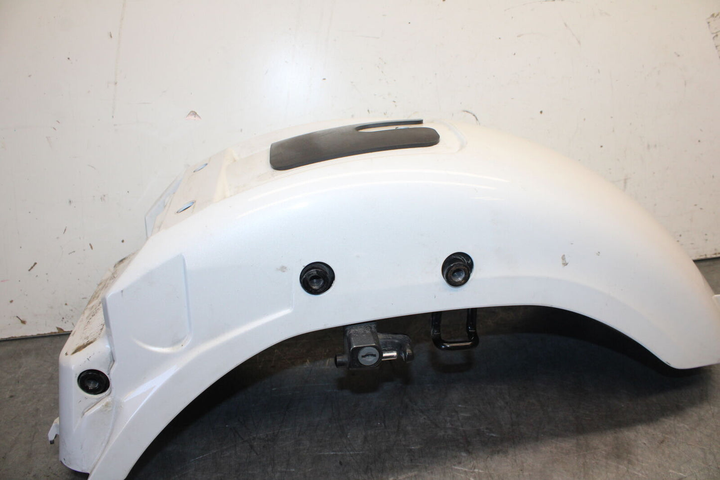 10-13 HONDA SHADOW RS 750 VT750RS REAR BACK WHEEL FENDER MUD GUARD BB718
