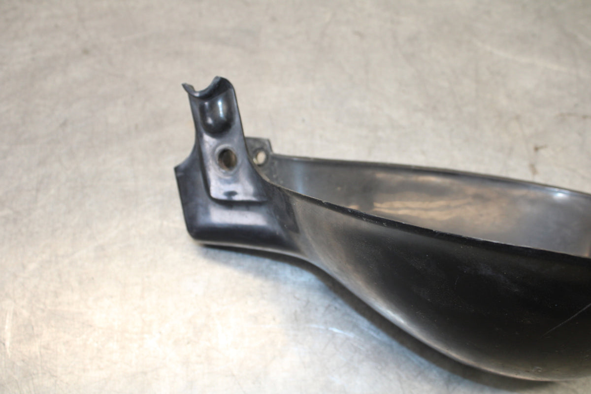 01-06 TRIUMPH TIGER 955I LEFT HANDLEBARS GUARD BB693