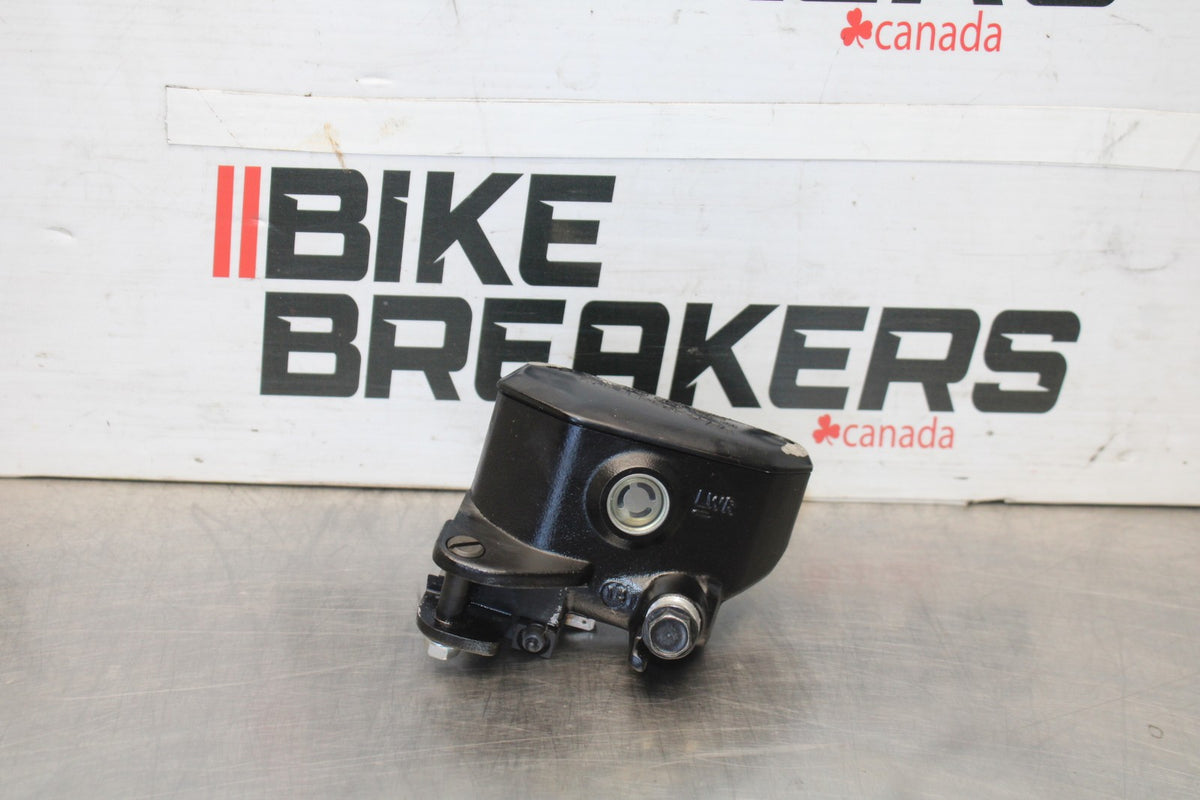 23 KAWASAKI NINJA 650 EX650 FRONT BRAKE MASTER CYLINDER BB920