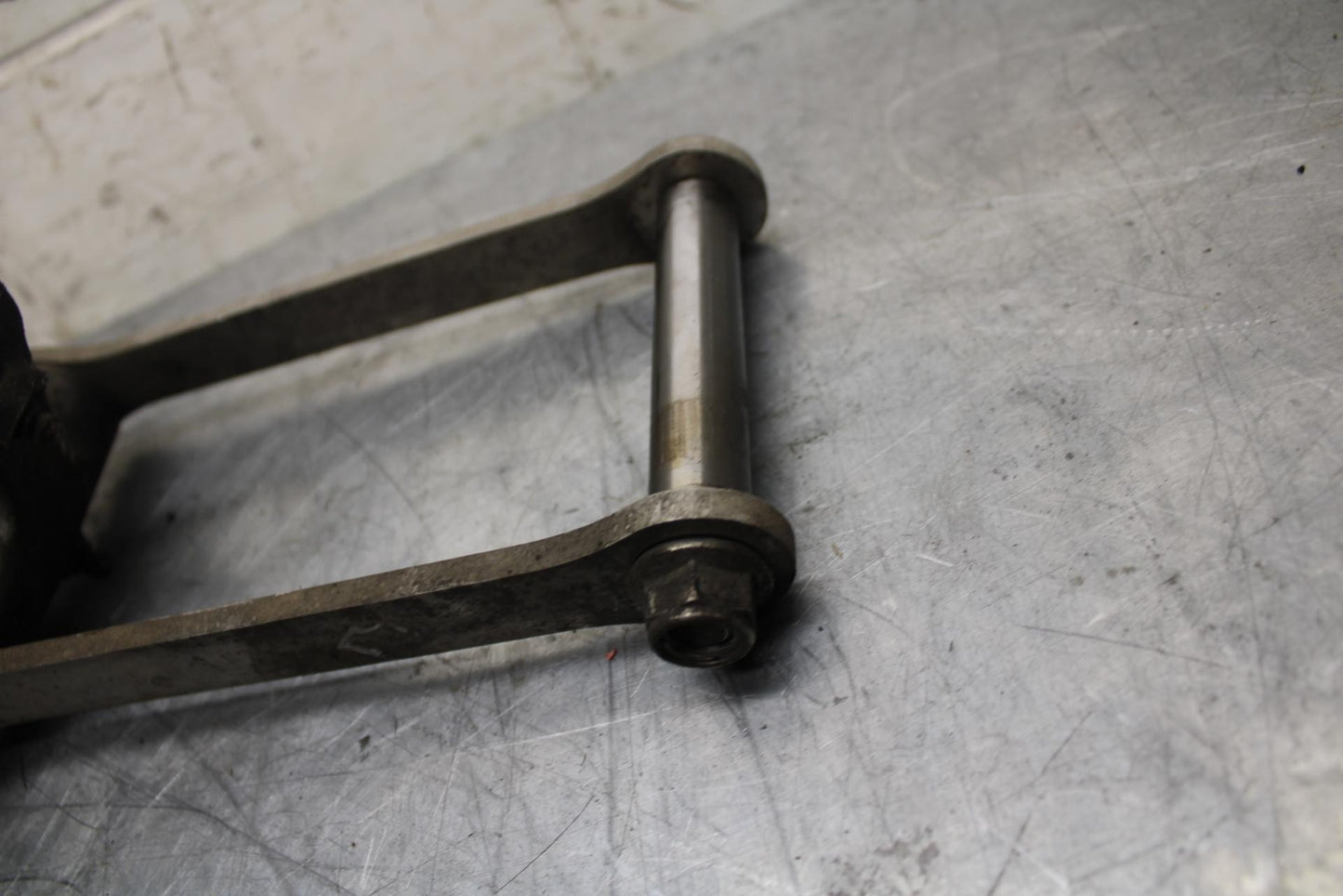 03 KAWASAKI ZX12R  REAR DOGBONE SHOCK LINKAGE LINK BB472