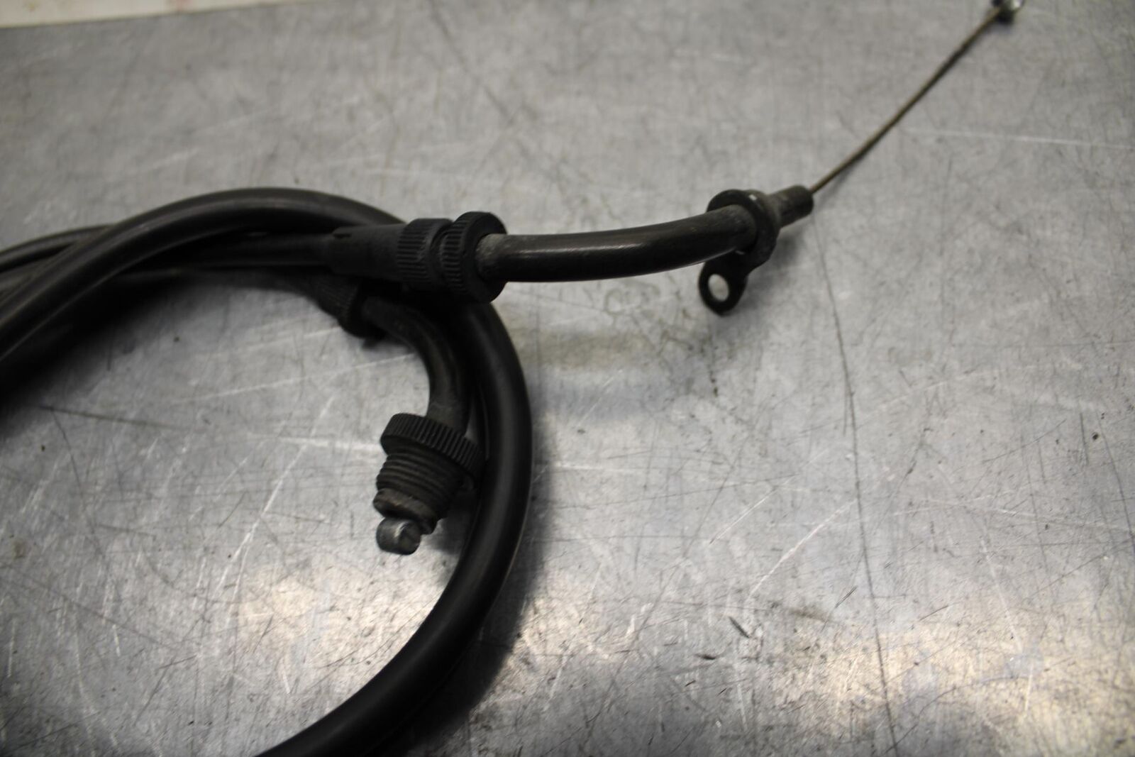 2002 Suzuki GSXR1000 THROTTLE CABLES LINES 58300-35F00 58300-35F10 BB73