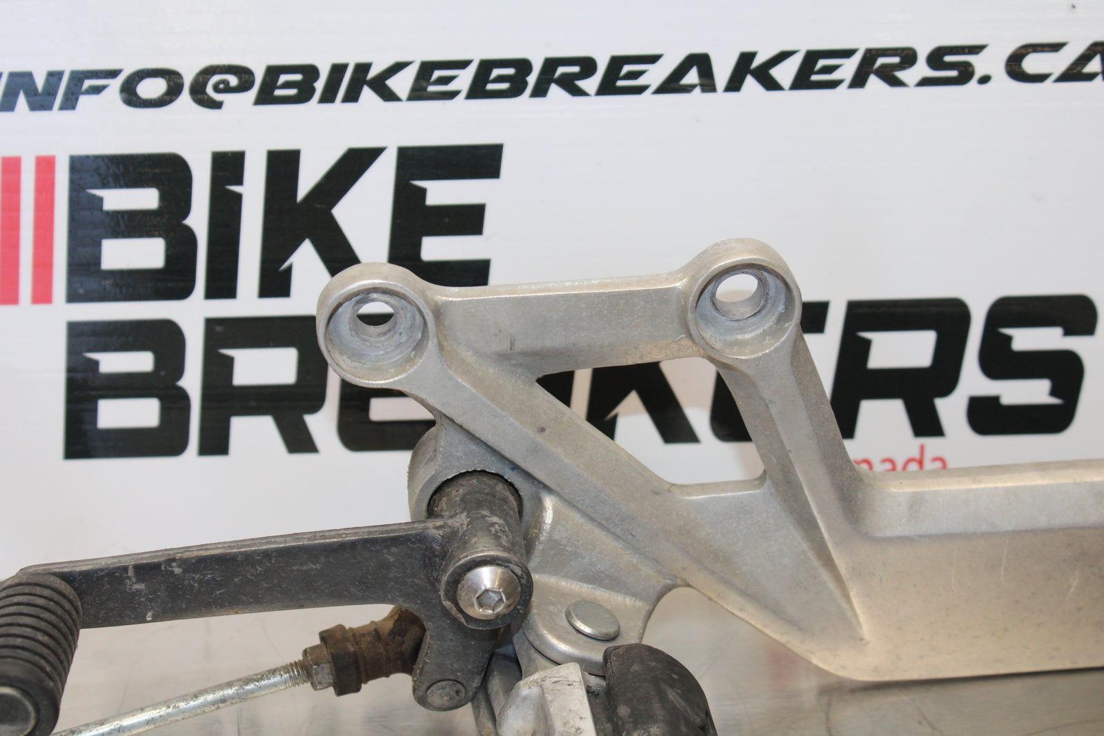 15-16 HONDA CB300F LEFT REARSET REAR SET DRIVER FOOT PEG REST STOP BB150
