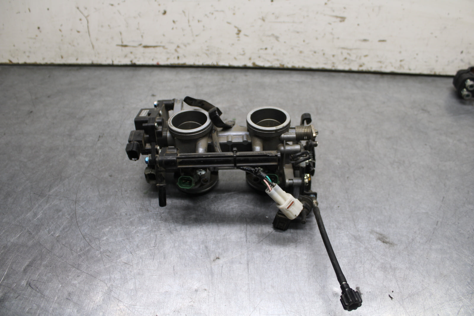 14-15 KAWASAKI NINJA 650 EX650F ABS MAIN FUEL INJECTORS / THROTTLE BODIES BB741