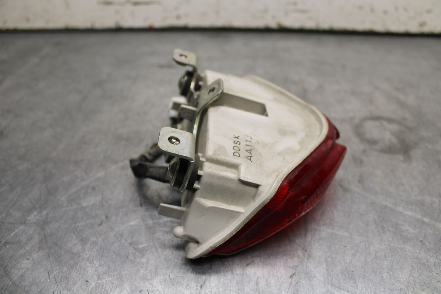 11-24 SUZUKI GSXR750 REAR TAIL TAILLIGHT BACK BRAKE LIGHT 35710-14J30 BB714
