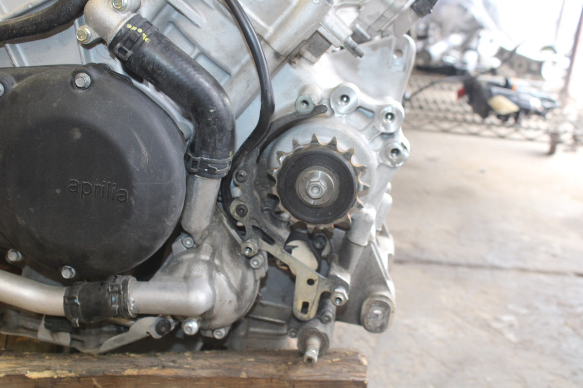 24 APRILIA TUONO V4 1100 FACTORY ABS ENGINE MOTOR BB887