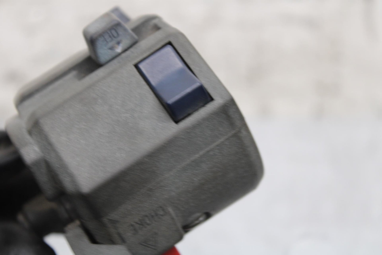 00-01 KAWASAKI ZZR600 LEFT AND RIGHT CLIP ON HANDLE KILL OFF START SWITCHE BB568