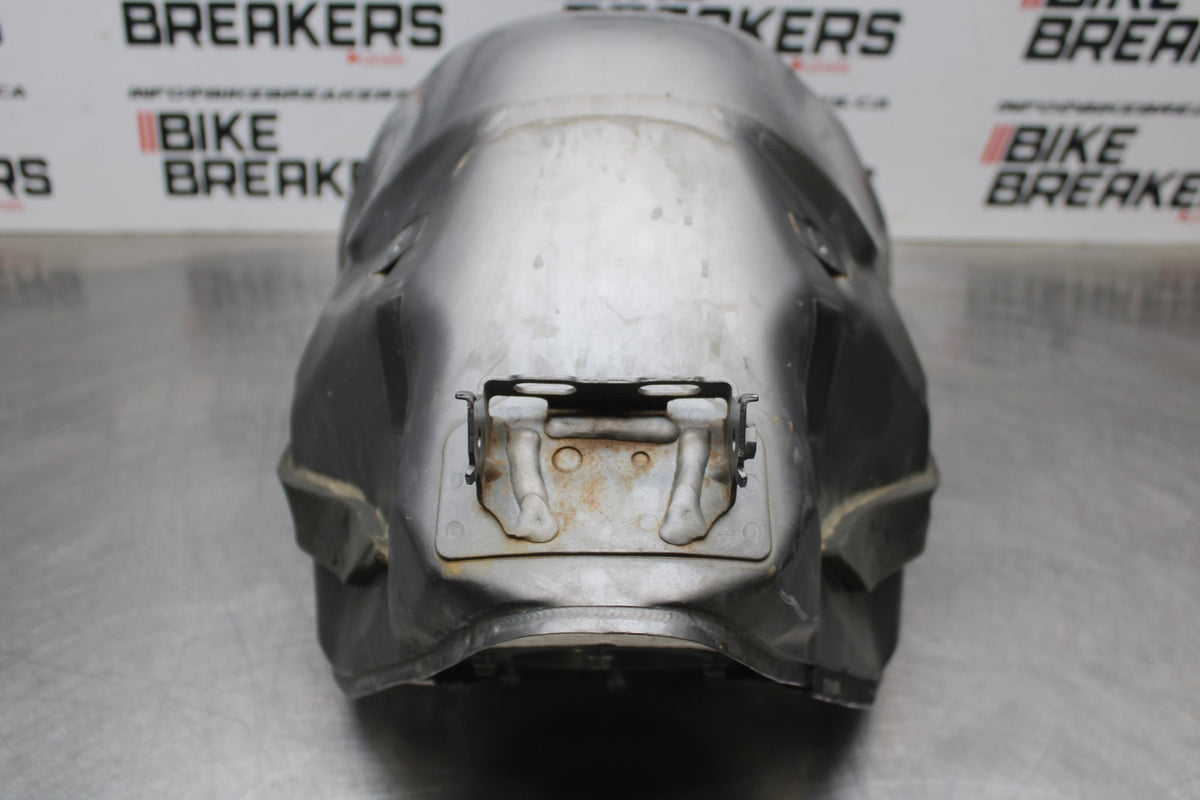 13 YAMAHA YZF R1 GAS TANK FUEL CELL PETROL RESERVOIR BB781