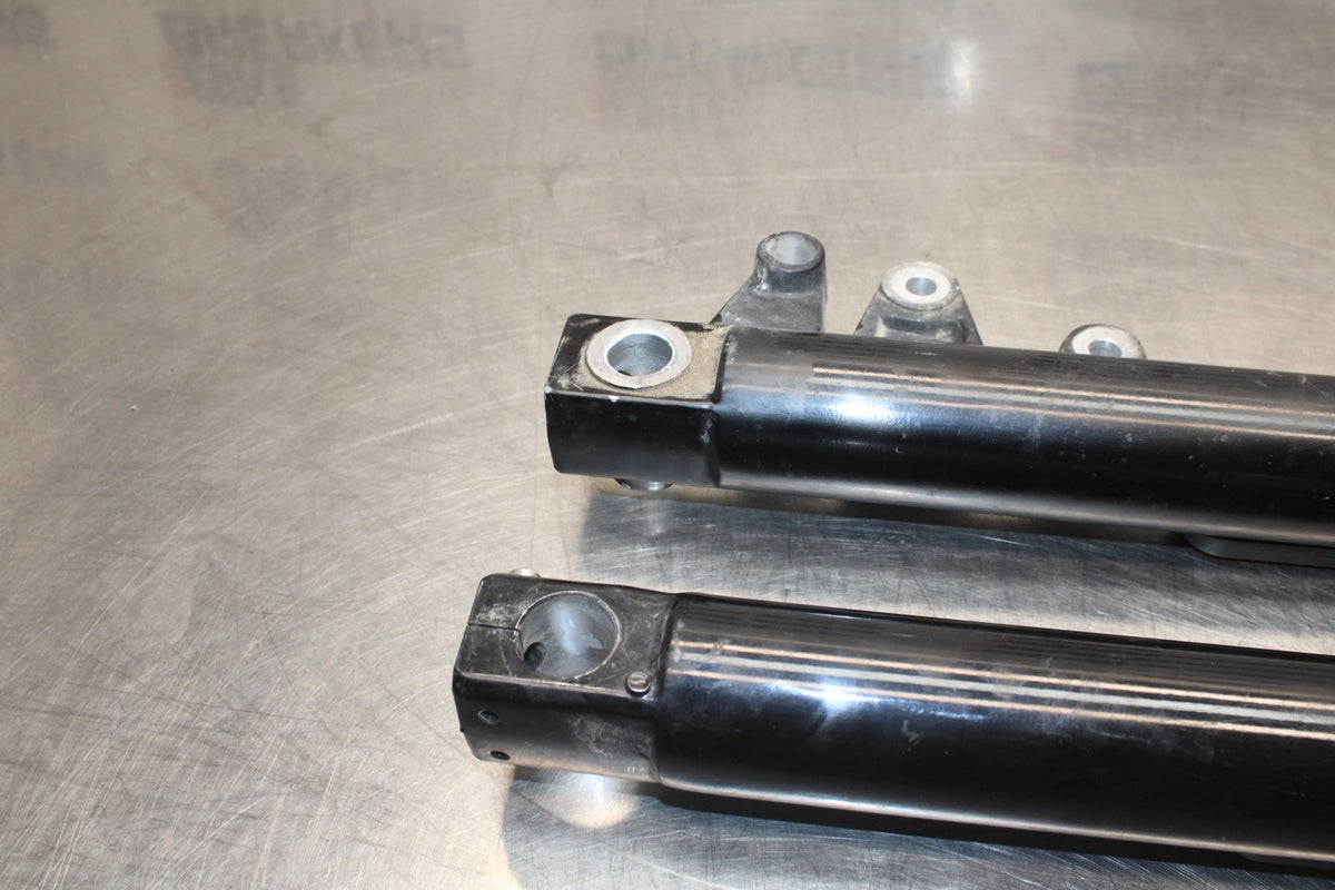 19 MOTO GUZZI V7 III FRONT FORKS SHOCK SUSPENSION SET PAIR BB831