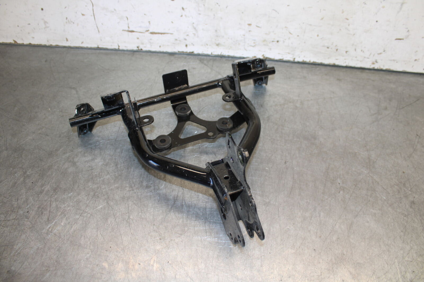 13-15 HONDA CBR500R UPPER FAIRING MIRROR GAUGES STAY BRACKET 64221-MGZ-J00 BB704