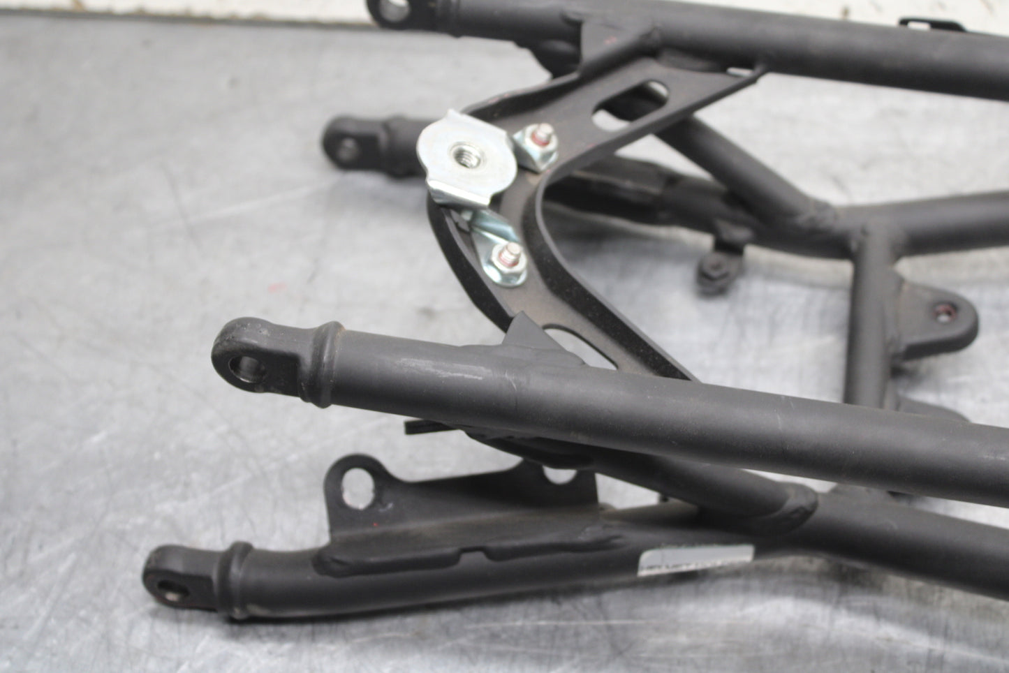 09-11 DUCATI STREETFIGHTER 1098 REAR SUBFRAME BACK SUB FRAME BB705
