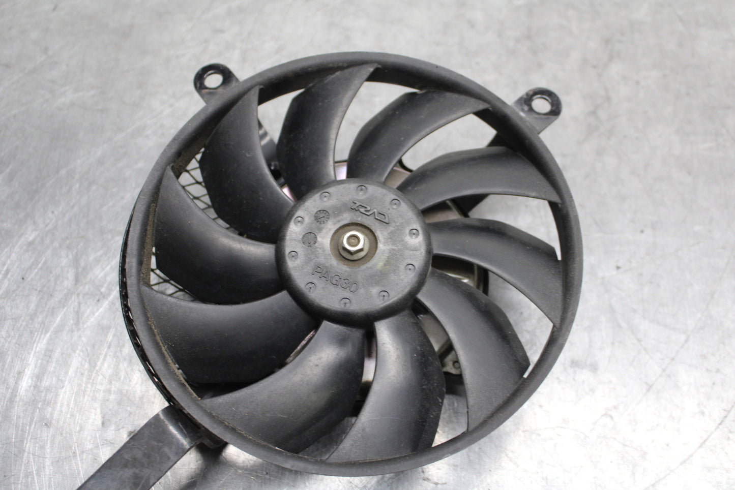 08-10 SUZUKI GSXR750 ENGINE RADIATOR COOLING FAN BB119