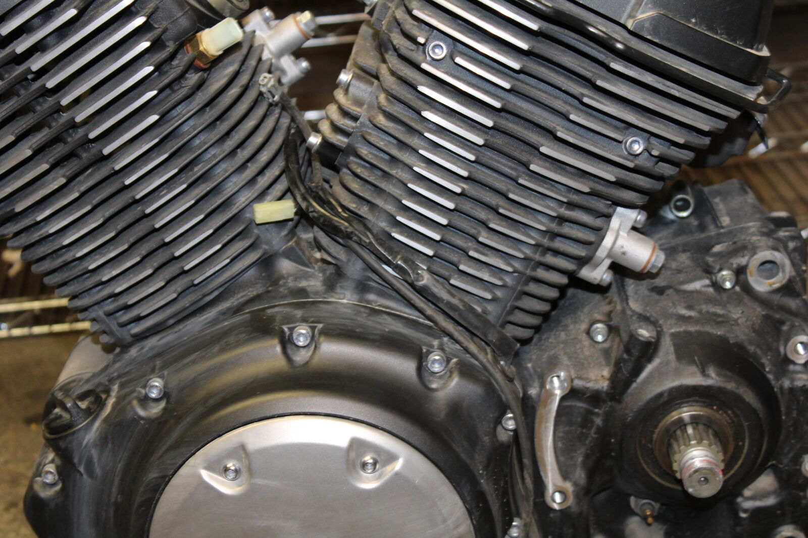 17-24 YAMAHA BOLT XVS950 ENGINE MOTOR BB729