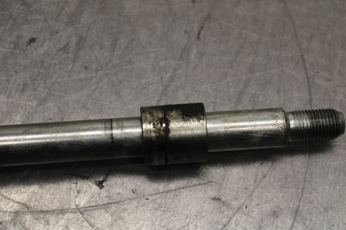15-16 HONDA CB300F FRONT WHEEL RIM AXLE PIVOT BOLT BB740