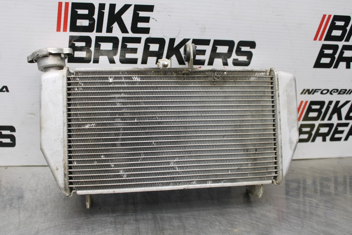 17-18 YAMAHA YZF R3 ENGINE RADIATOR MOTOR COOLER COOLING RADIATER BB788