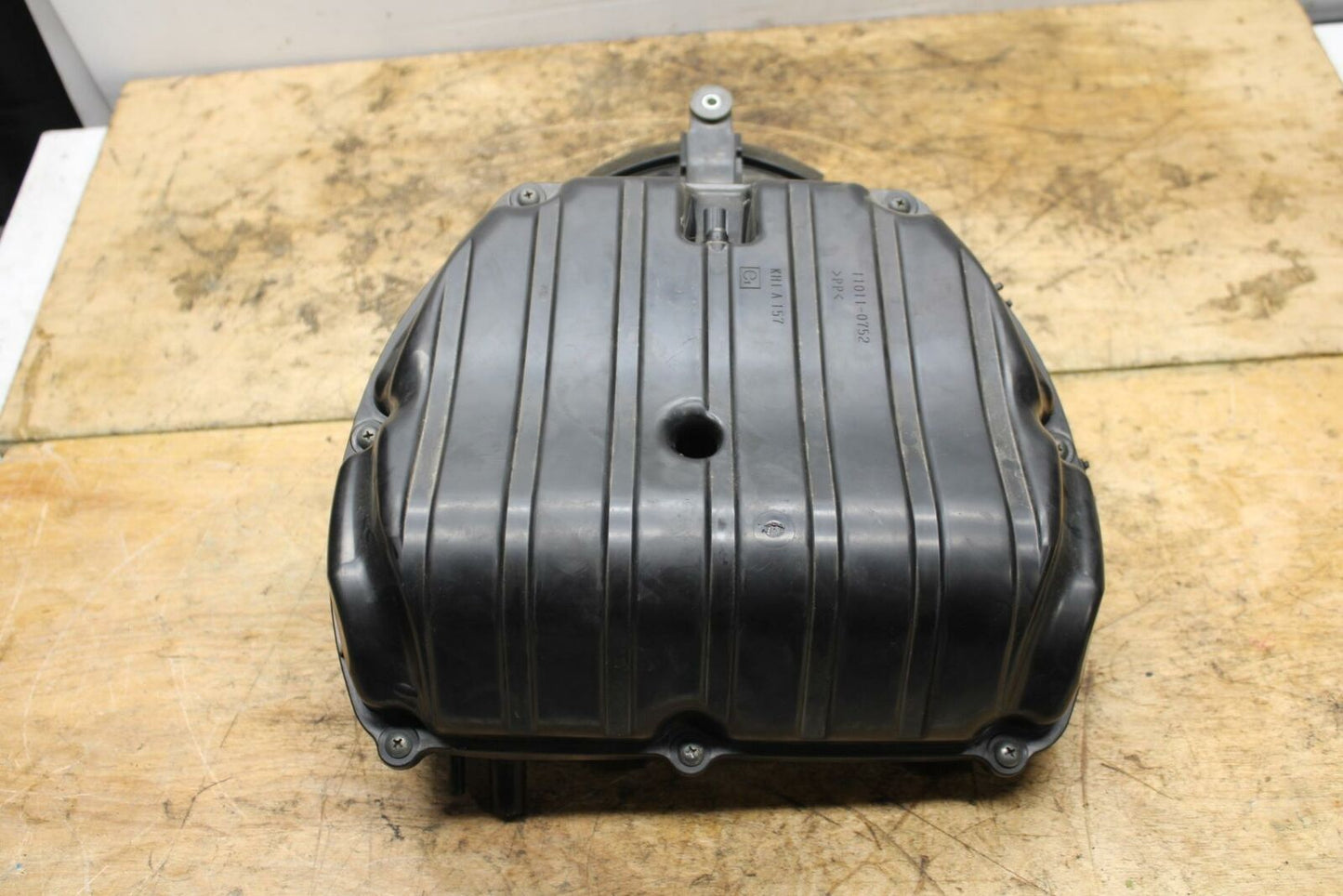 13-18 KAWASAKI NINJA ZX6R AIRBOX AIR INTAKE FILTER BOX BB349