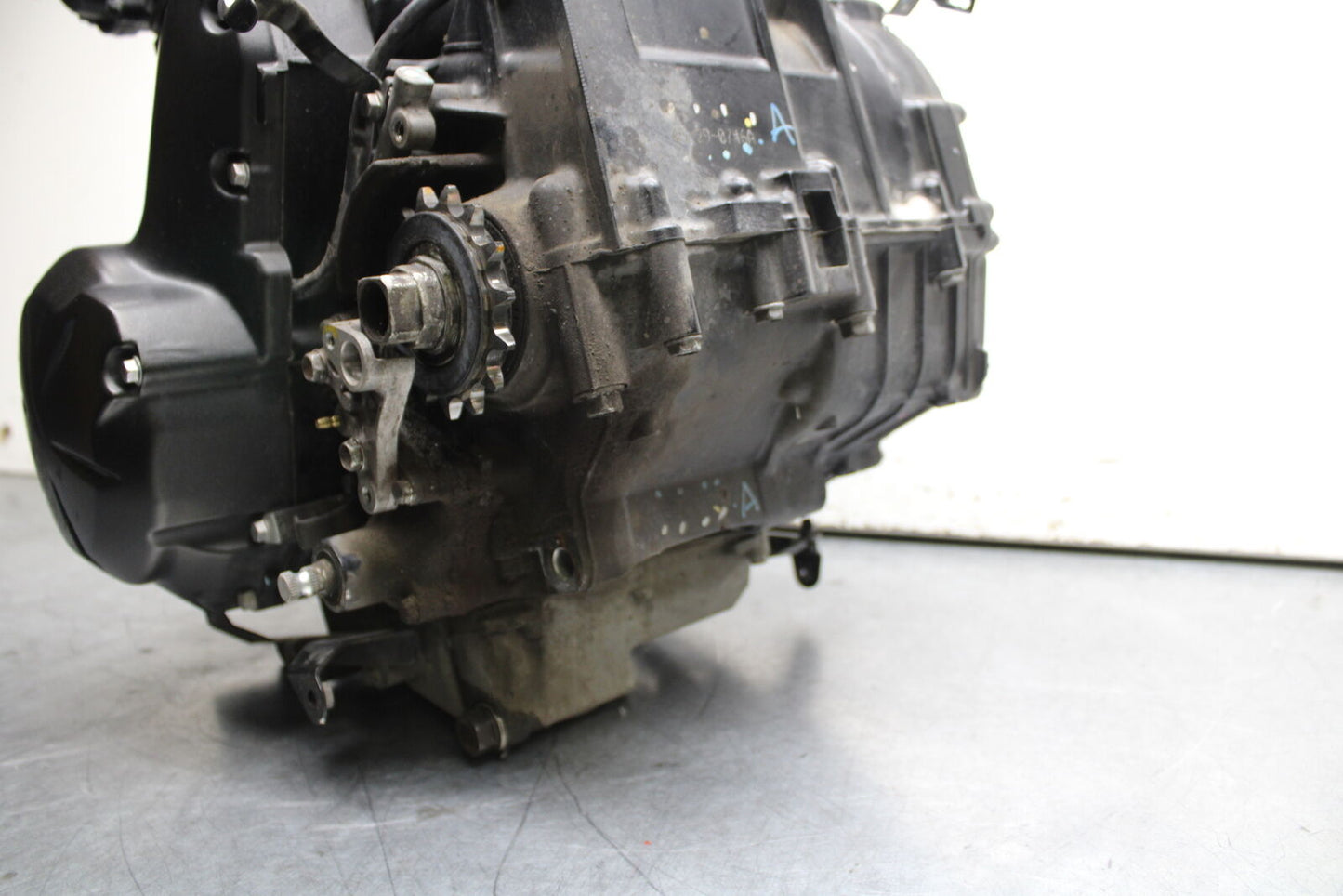 12-17 KAWASAKI ER-6N Z650 ENGINE MOTOR BB709