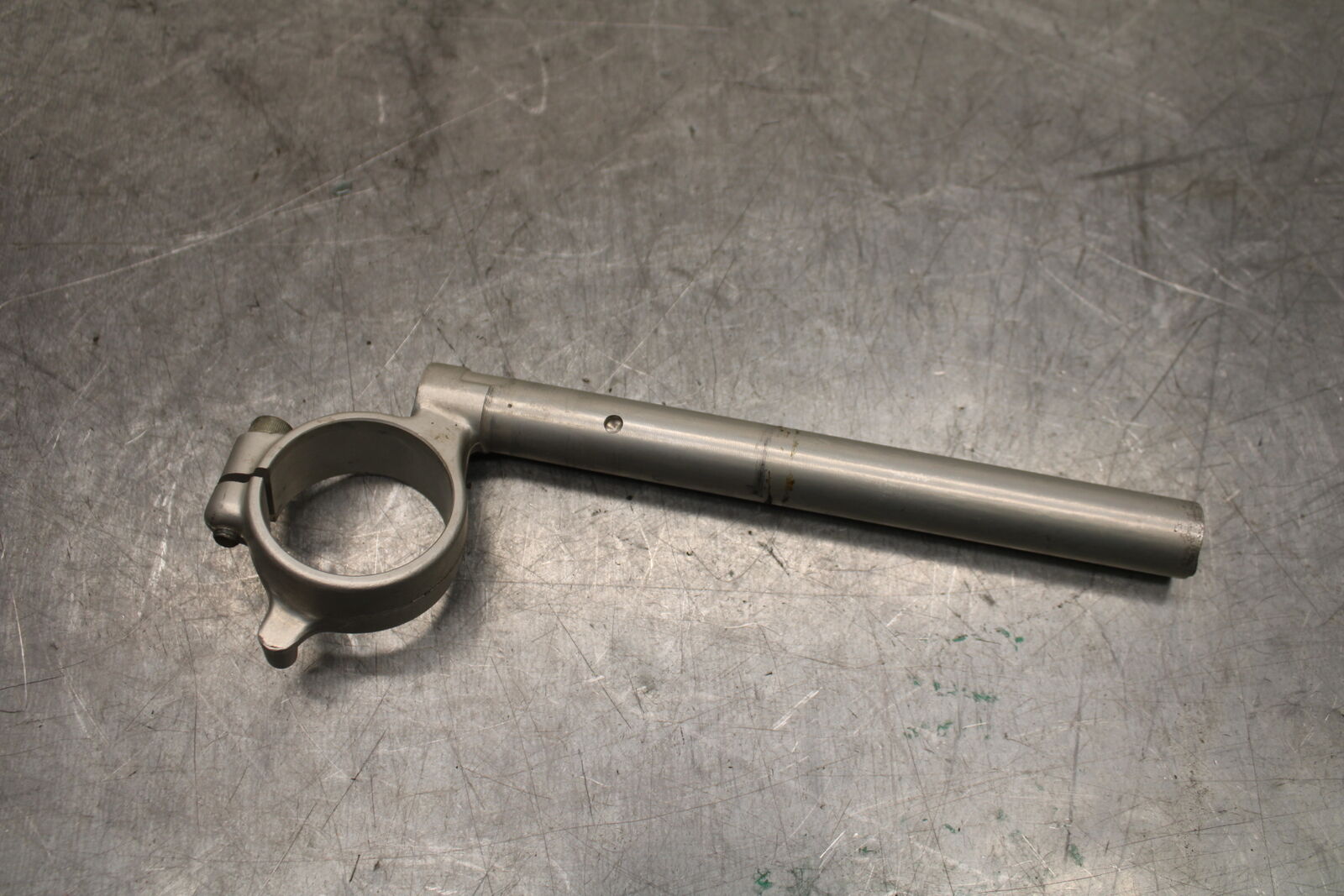 08-10 SUZUKI GSXR 600 LEFT CLIP ON HANDLEBAR  BB721