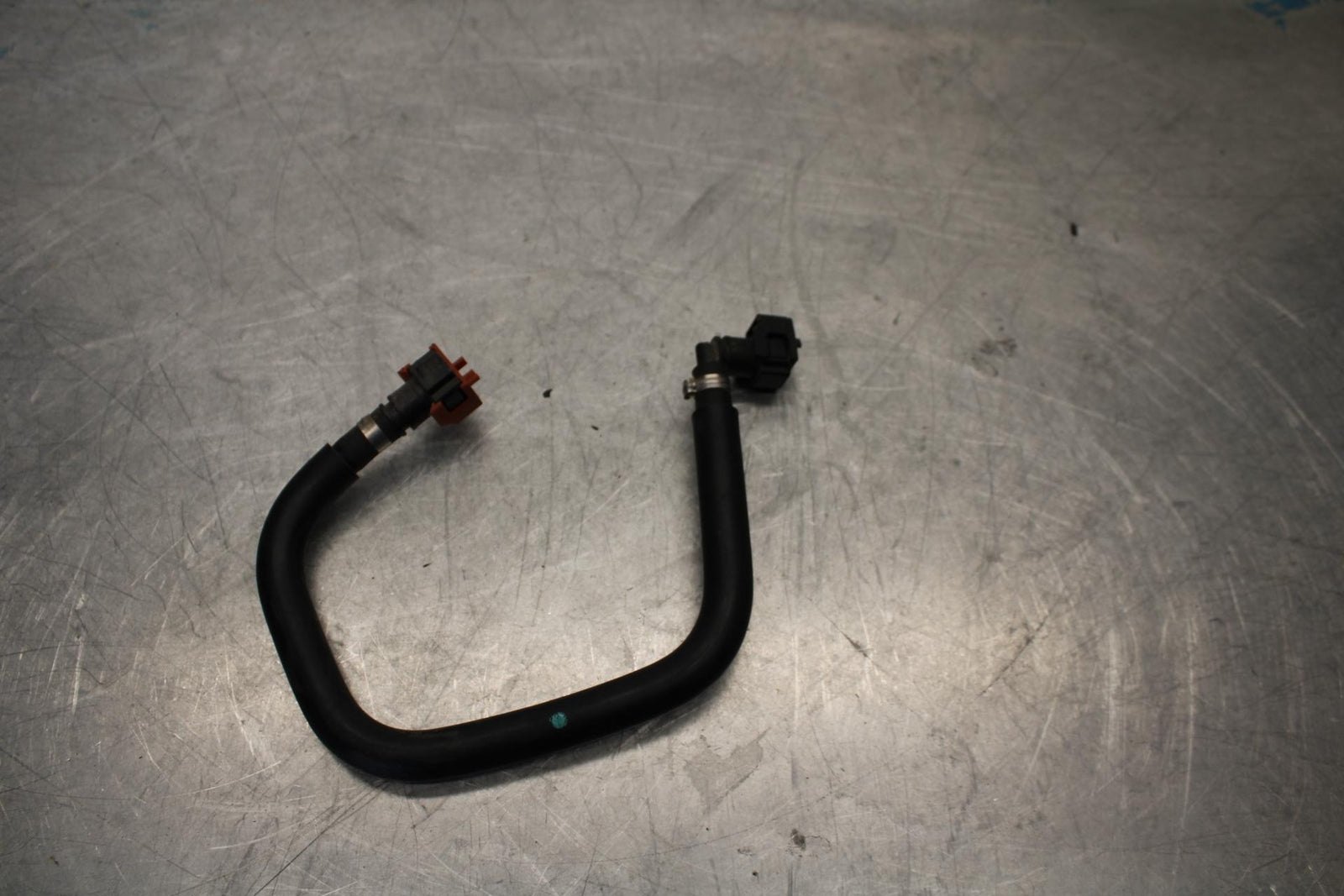 17-18 YAMAHA YZF R3 FUEL HOSE GAS LINE TUBE PIPE  BB438