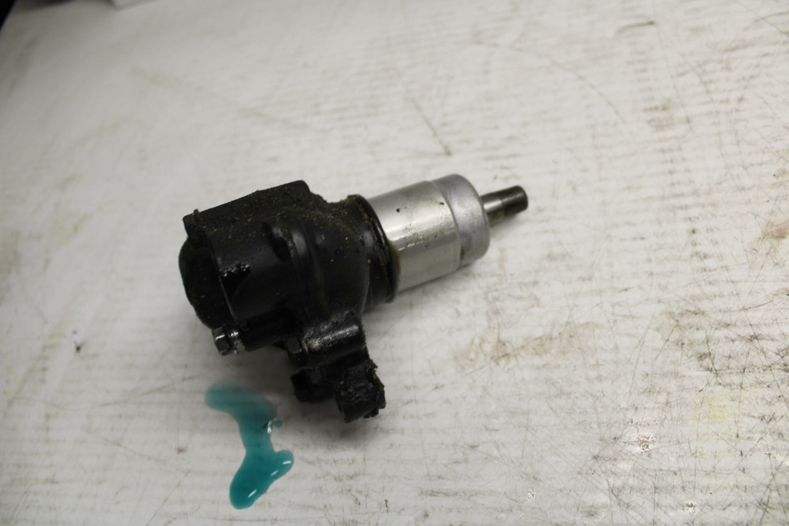 90-07 KAWASAKI ZZR 250 ENGINE WATER COOLANT PUMP  BB298