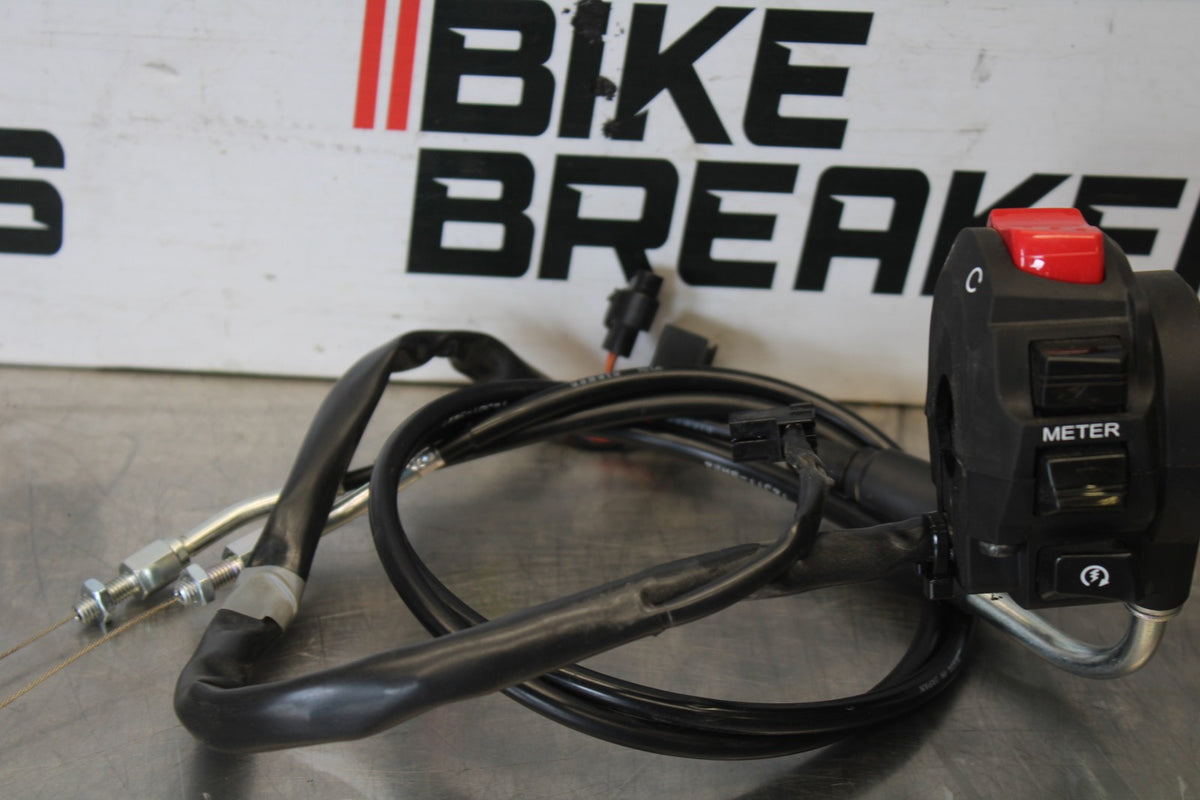 15-26 SUZUKI GSXR600 RIGHT CLIP ON HANDLE KILL OFF START SWITCH SWITCHES BB888