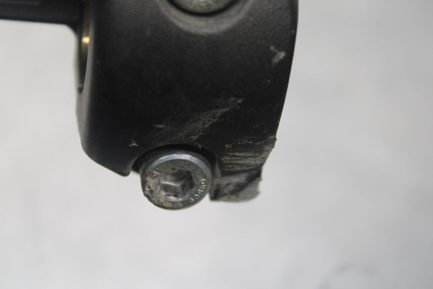 2007 Yamaha V Star 1300 XVS1300A HANDLEBAR RISERS BB78
