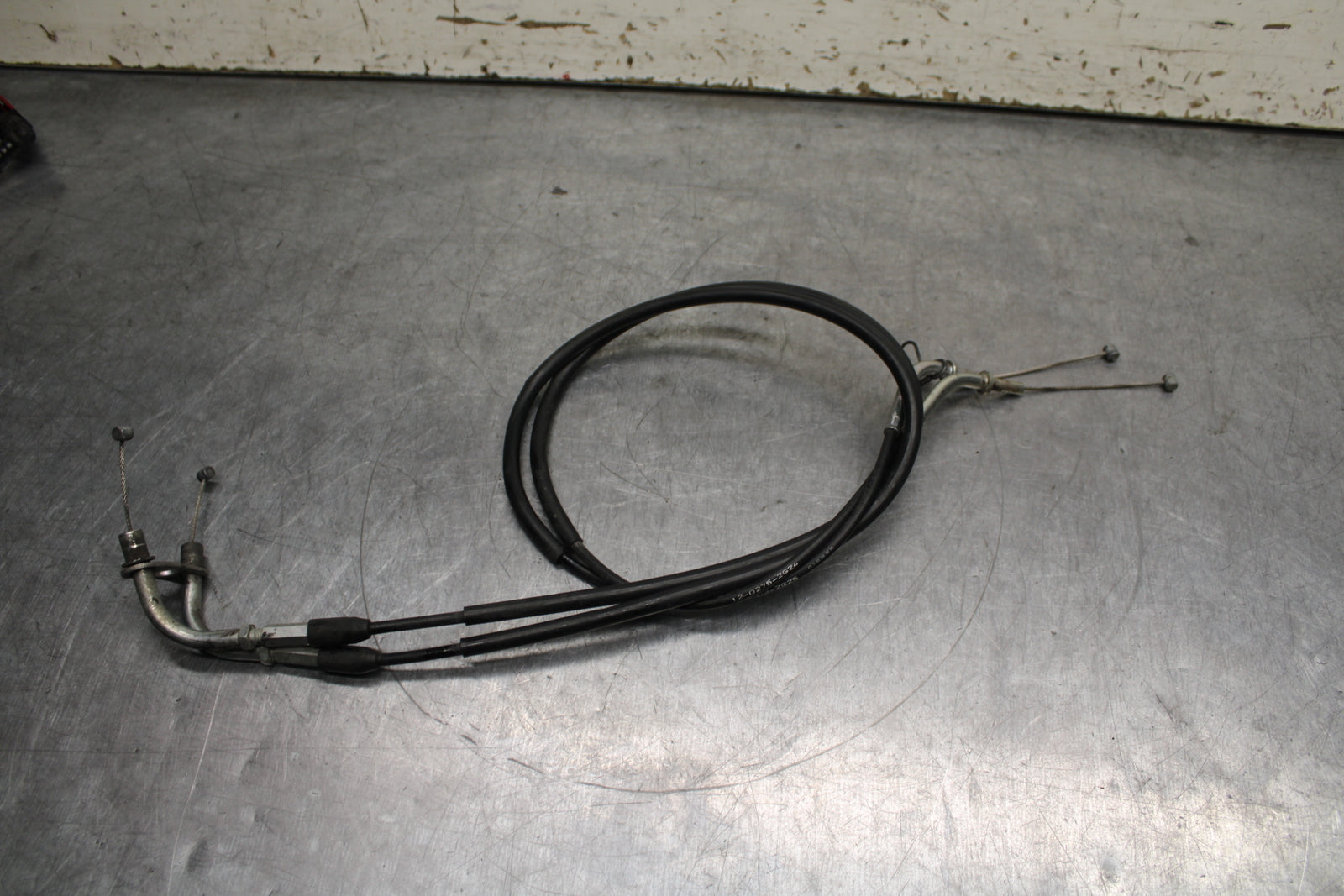 12-13 KAWASAKI Z1000 THROTTLE CABLES LINES BB743