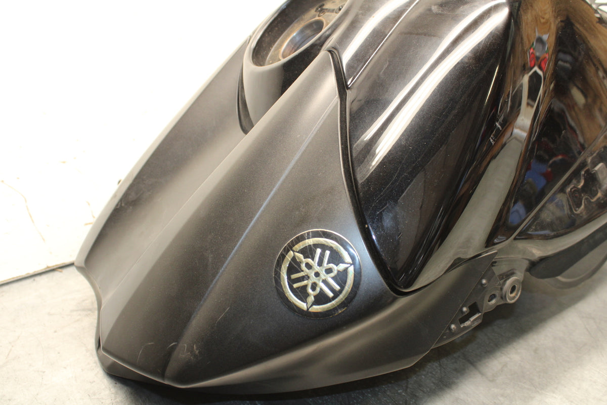 04-06 YAMAHA YZF R1 GAS TANK FUEL CELL PETROL RESERVOIR BB659
