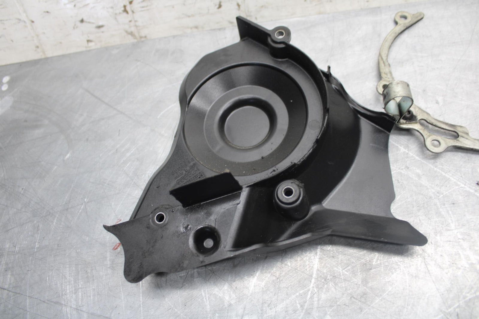 2010 Aprilia RSV1000R ENGINE SPROCKET COVER BB513