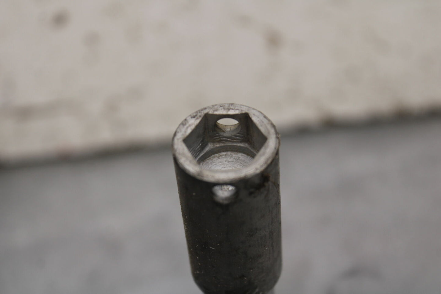 14 HONDA CTX1300A FRONT WHEEL RIM AXLE PIVOT BOLT BB732