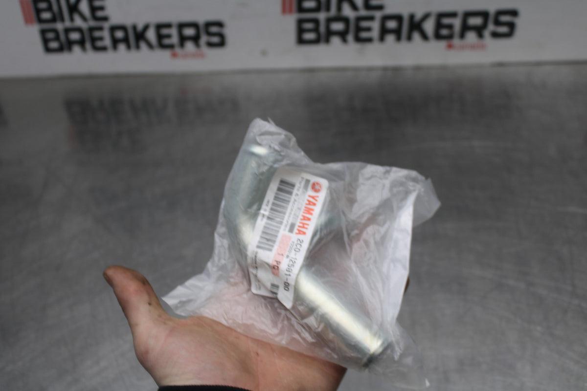 06-07 YAMAHA YZF R6 NEW!! RADIATOR ENGINE COOLANT WATER PIPE BB802