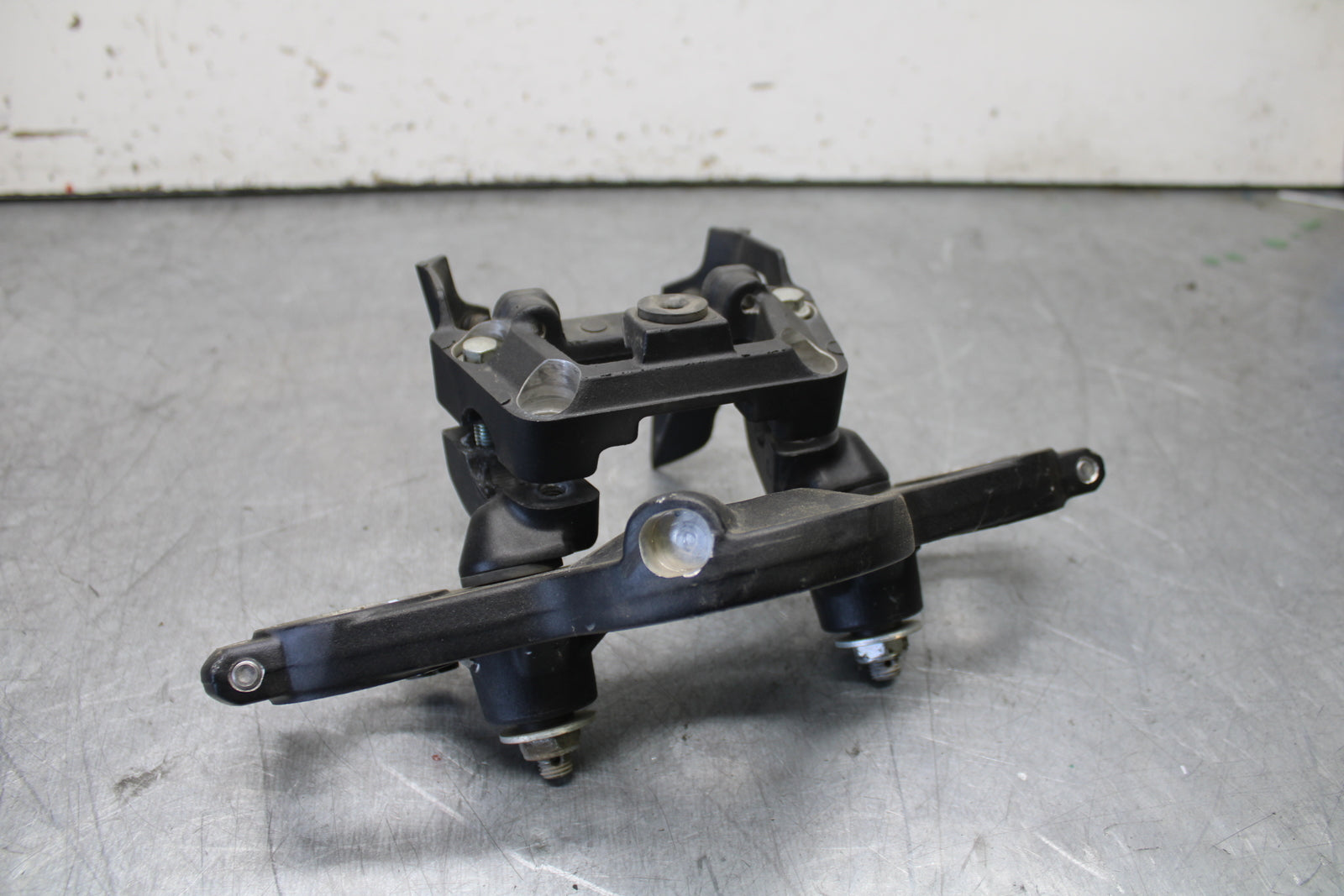 12-17 KAWASAKI ER-6N Z650 FORKS UPPER TRIPLE TREE CLAMP BB709