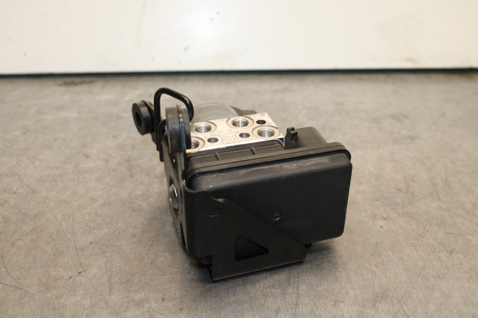 19-23 KAWASAKI NINJA ZX6R ABS PUMP UNIT MODULE BB749