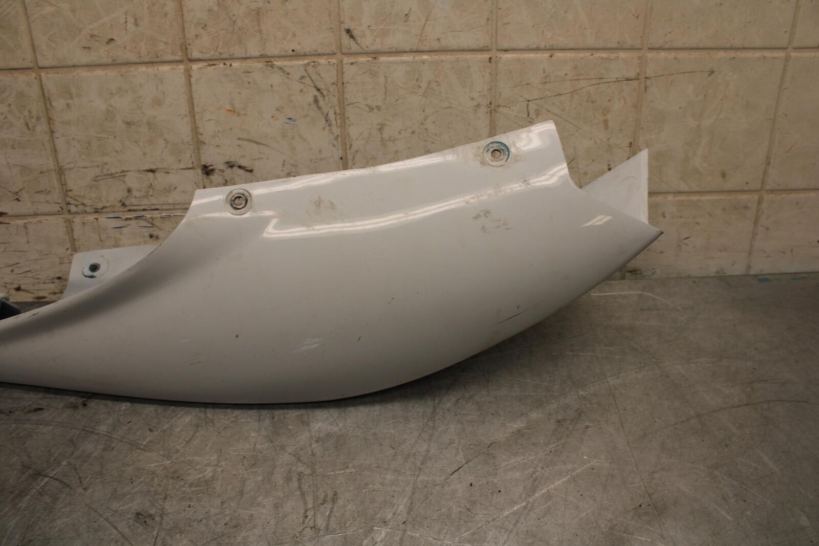 2007 Suzuki GSXR750 RIGHT REAR TAIL FAIRING COWL SHROUD 45501-02H00-YBD BB546