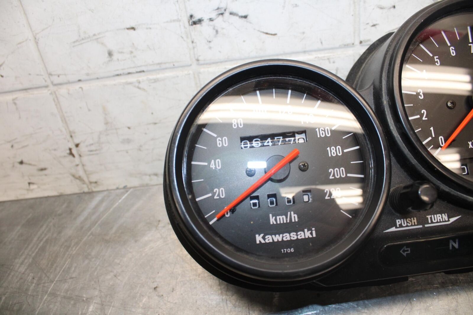 2005 Kawasaki Ninja 500R EX500D SPEEDO  GAUGES DISPLAY CLUSTER SPEEDOMETER BB36