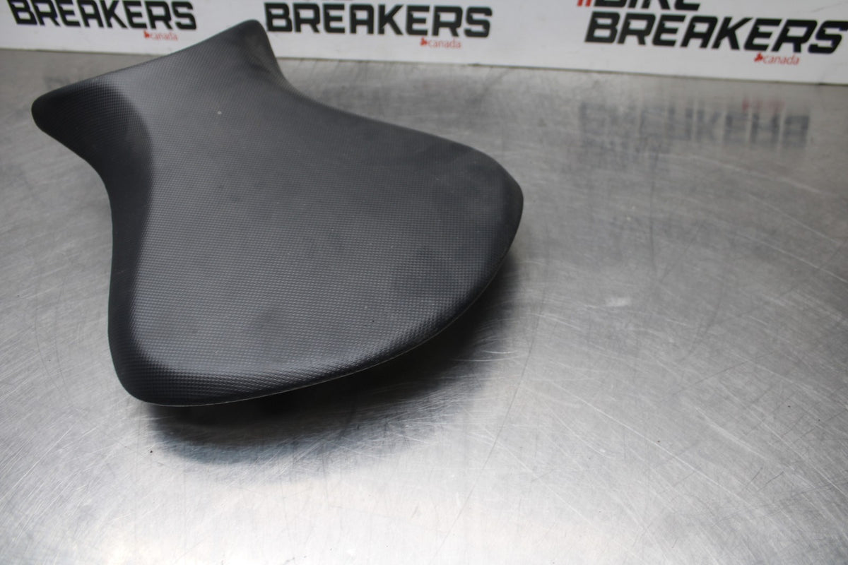 07-08 KAWASAKI NINJA ZX6R FRONT DRIVERS SEAT PAD SADDLE  BB855