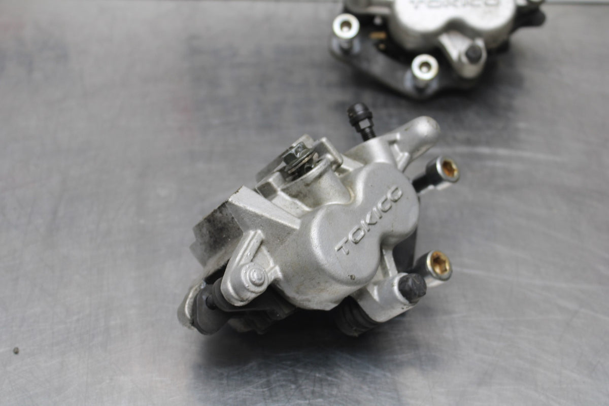 05-09 SUZUKI BOULEVARD C90 RIGHT LEFT FRONT BRAKE CALIPER SET PAIR BB791