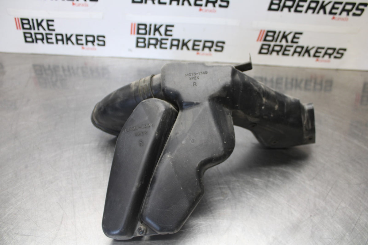 00-05 KAWASAKI NINJA ZX12R RIGHT LEFT AIR INTAKE DUCTS BB892
