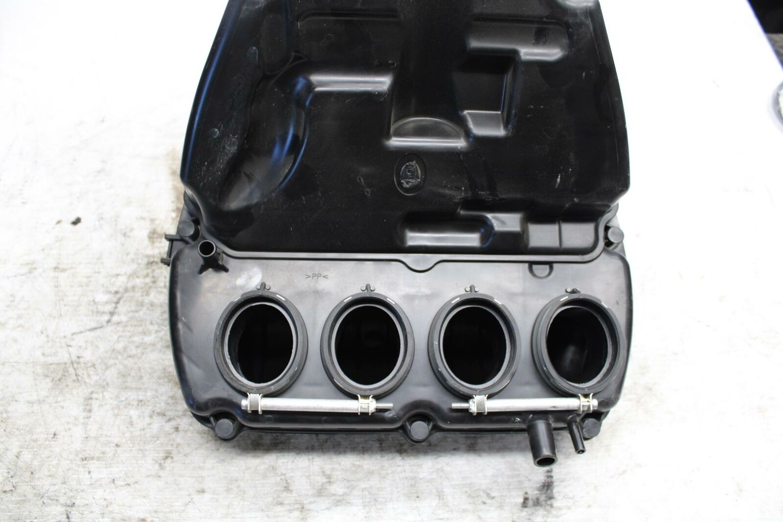13-18 KAWASAKI NINJA ZX6R AIRBOX AIR INTAKE FILTER BOX BB311