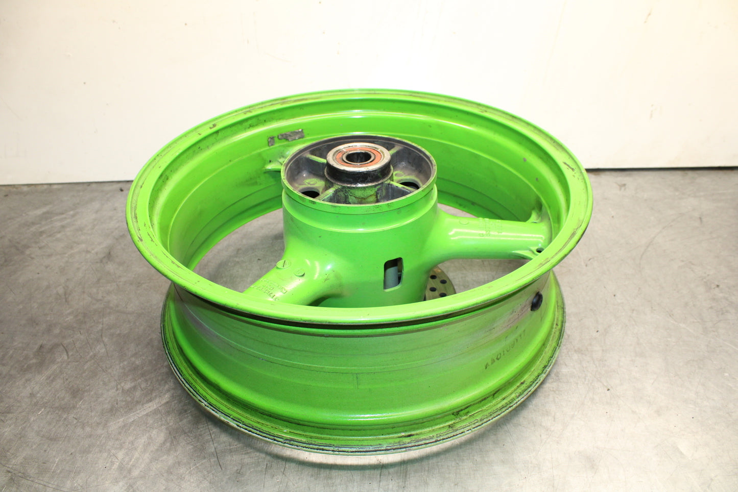 00-02 KAWASAKI NINJA ZX6R REAR WHEEL BACK RIM BB750