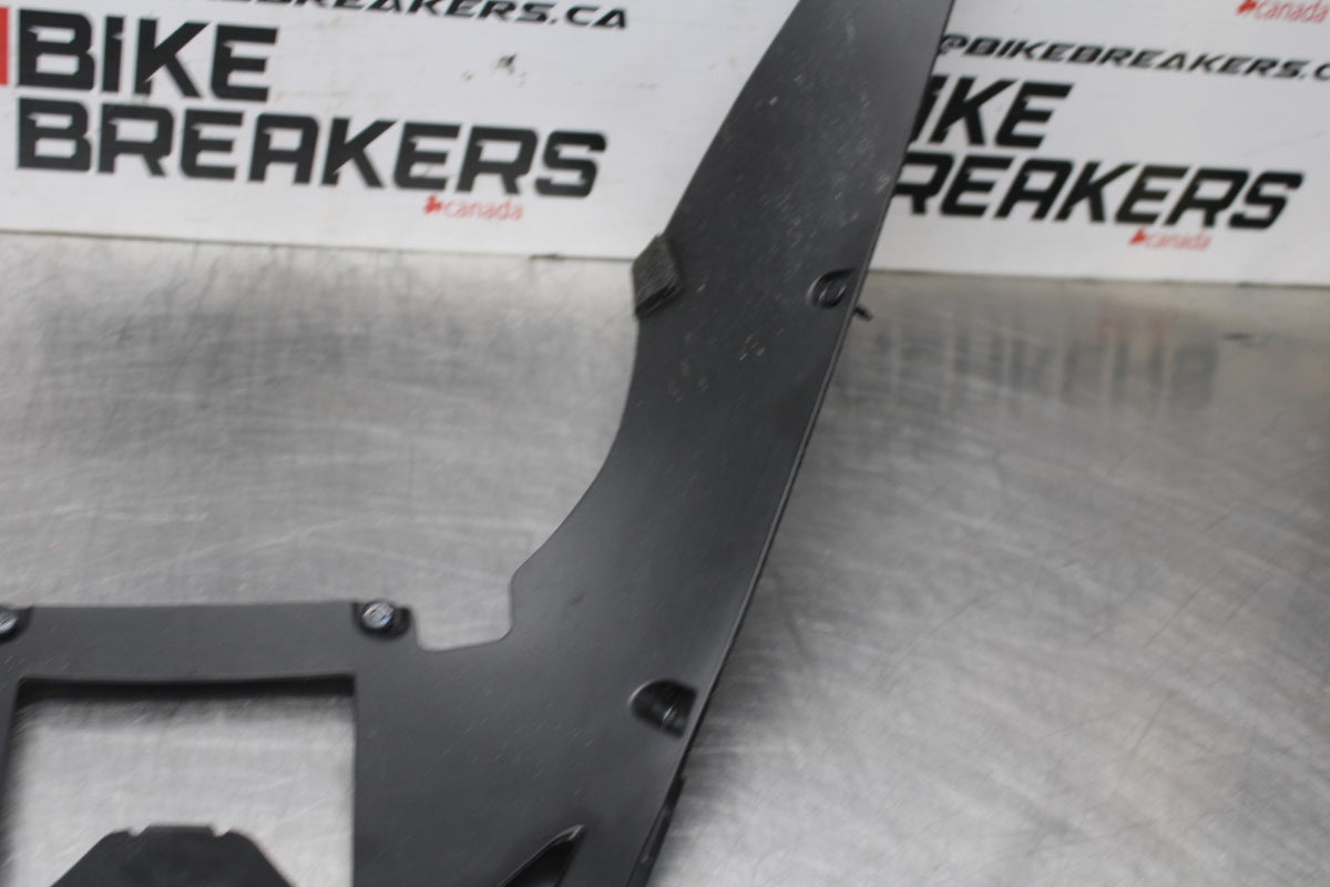 18 KAWASAKI NINJA ZX10R LOWER FRONT UPPER INNER HEADLIGHT COWL FAIRING  BB840