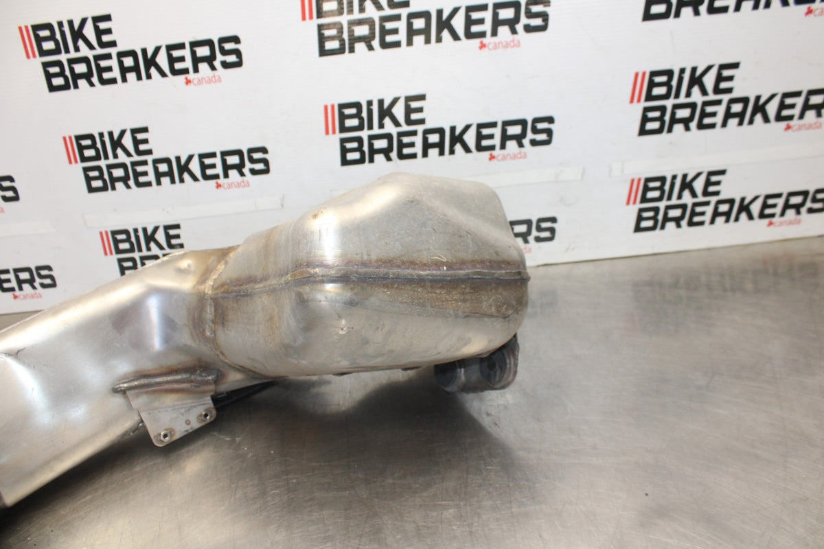 20-23 BMW F900R EXHAUST PIPE MUFFLER SLIP ON CAN SILENCER BB923
