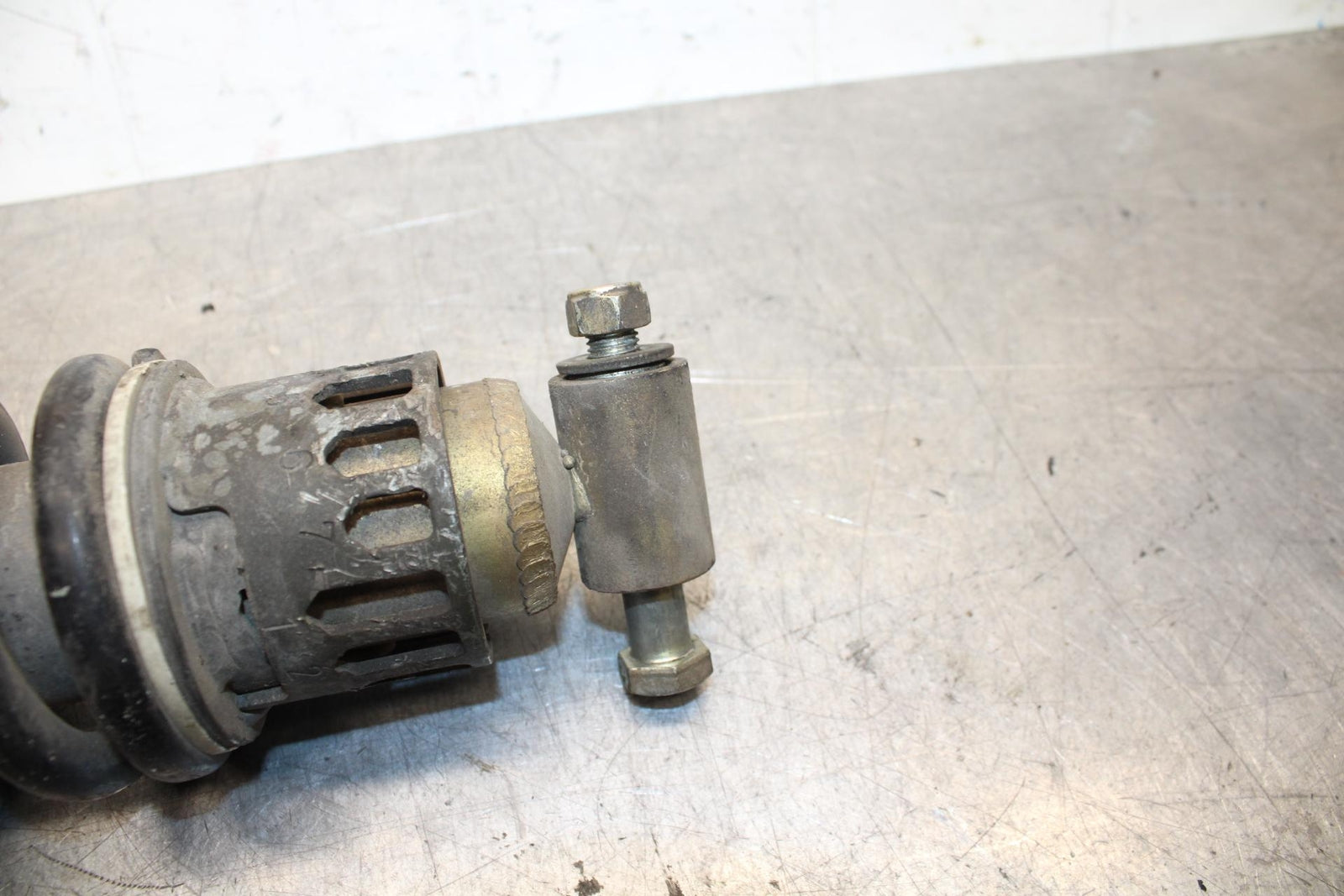 89-90 YAMAHA FZR600 REAR  SHOCK ABSORBER SUSPENSION 3HE-22210-10-00 BB76