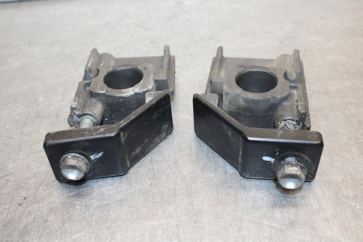 06-07 DUCATI MONSTER 695 SWINGARM CHAIN TENSIONER ADJUSTMENT BRACKETS BB674