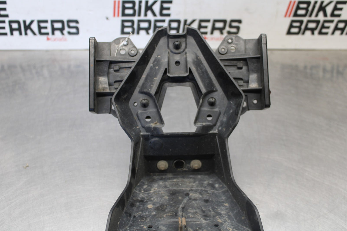 19 BMW F750GS REAR BACK FENDER MUD GUARD BB938