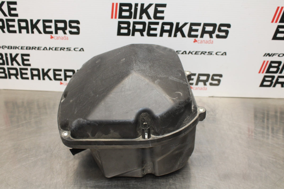 10 SUZUKI SV650 AIRBOX AIR INTAKE FILTER BOX BB181