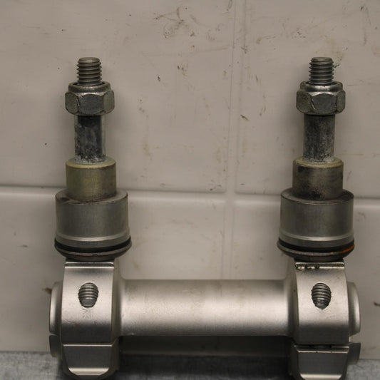 07-11 KTM  990 SUPER DUKE HANDLEBAR RISERS BB578