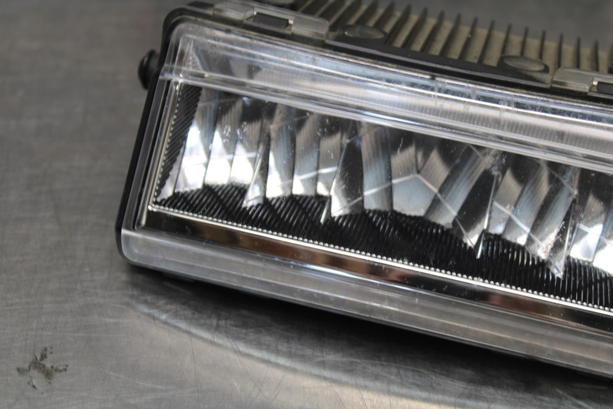 22 HARLEY-DAVIDSON PAN AMERICA 1250 FRONT SMALLER HEADLIGHT HEAD LIGHT BB910